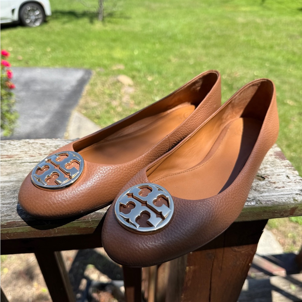 Tory Burch Brown Gold Leather Flats